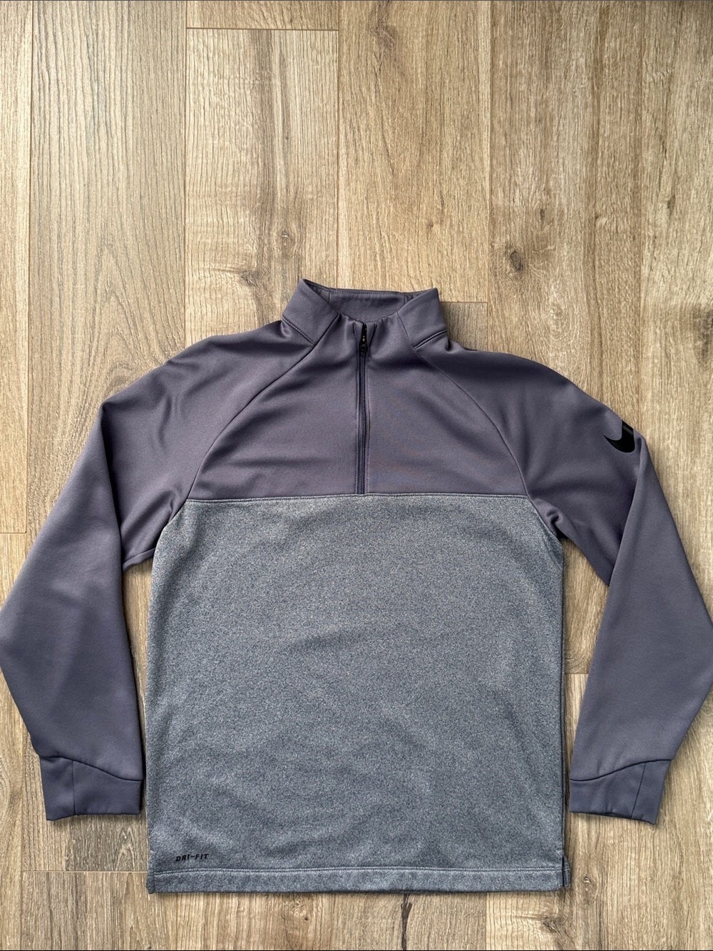 Nike DRI-FIT Boy’s Two-Tone Gray Half-Zip Pullover Size L (12/14)